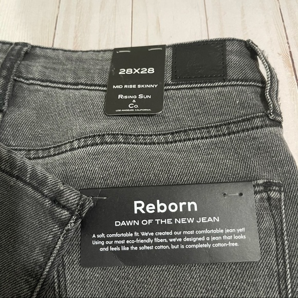 RISING SUN & CO. Forever Fit Mid Rise Skinny Jeans - Picture 8 of 8